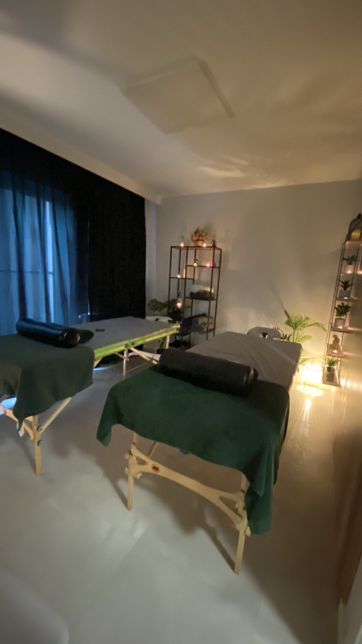 Salon interior