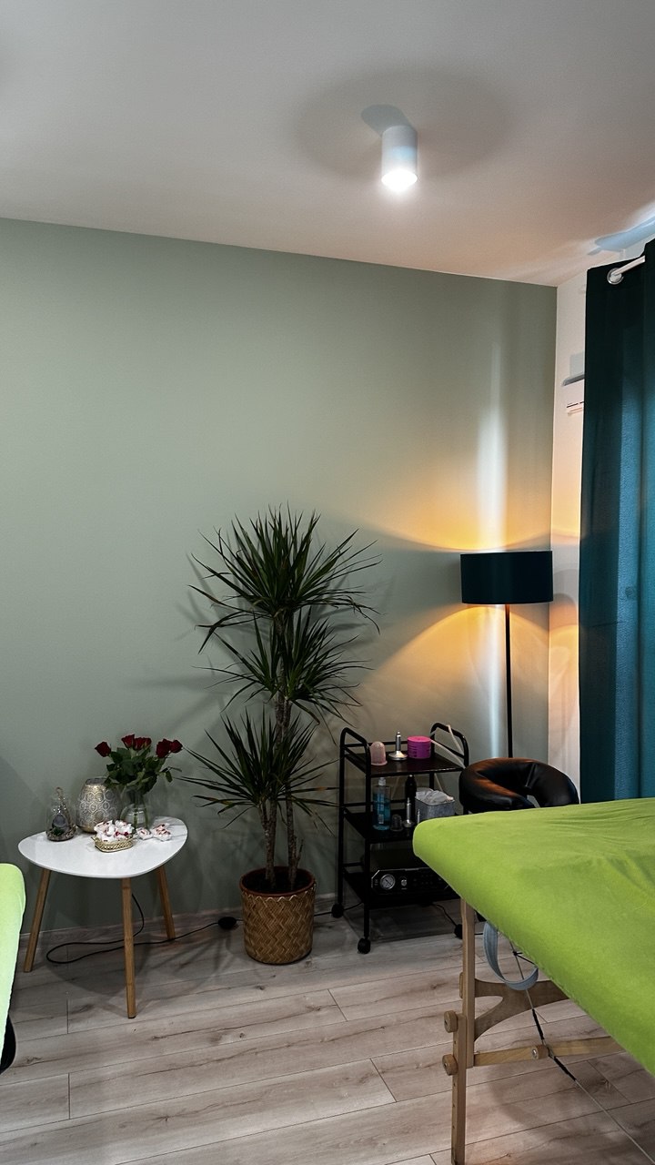 Massage area